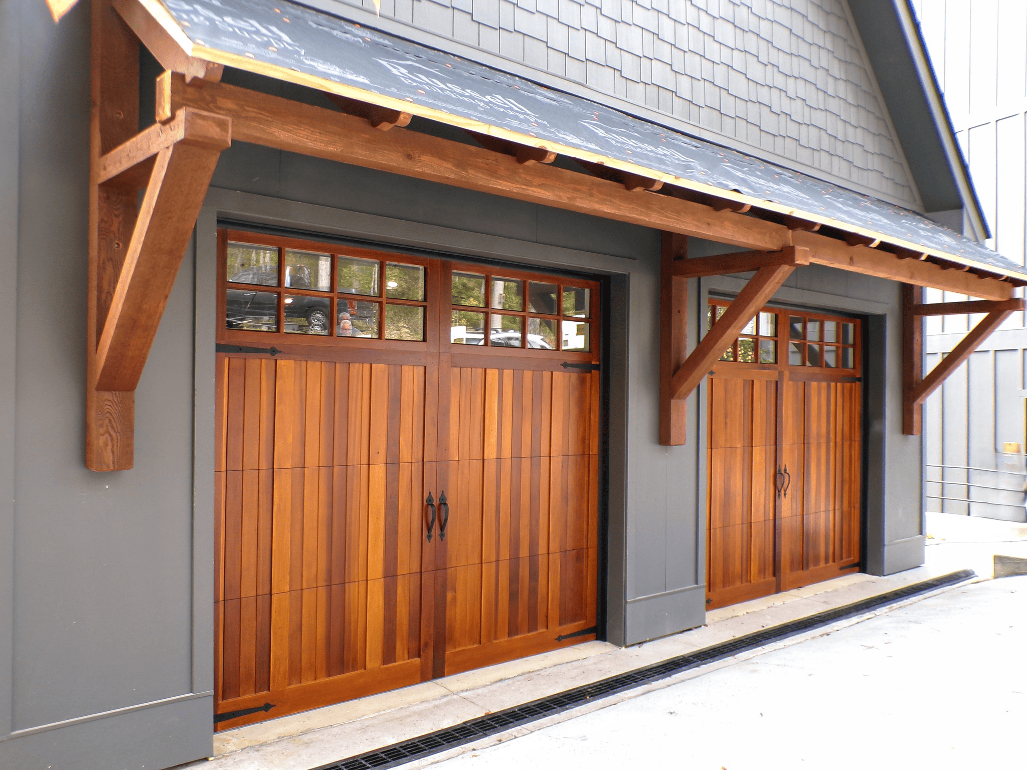 Insulated steel garage doors Seattle suburb home