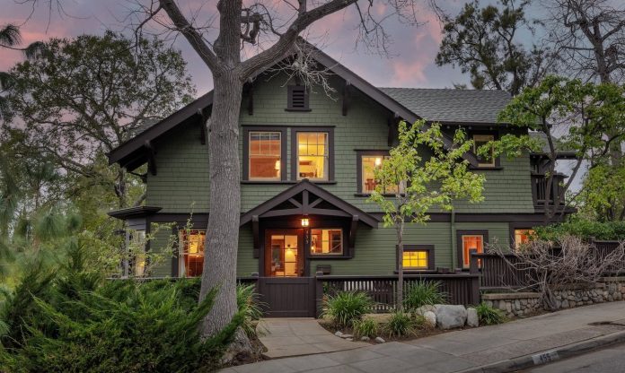 Luxurious Living Room in a Restored Carriage House