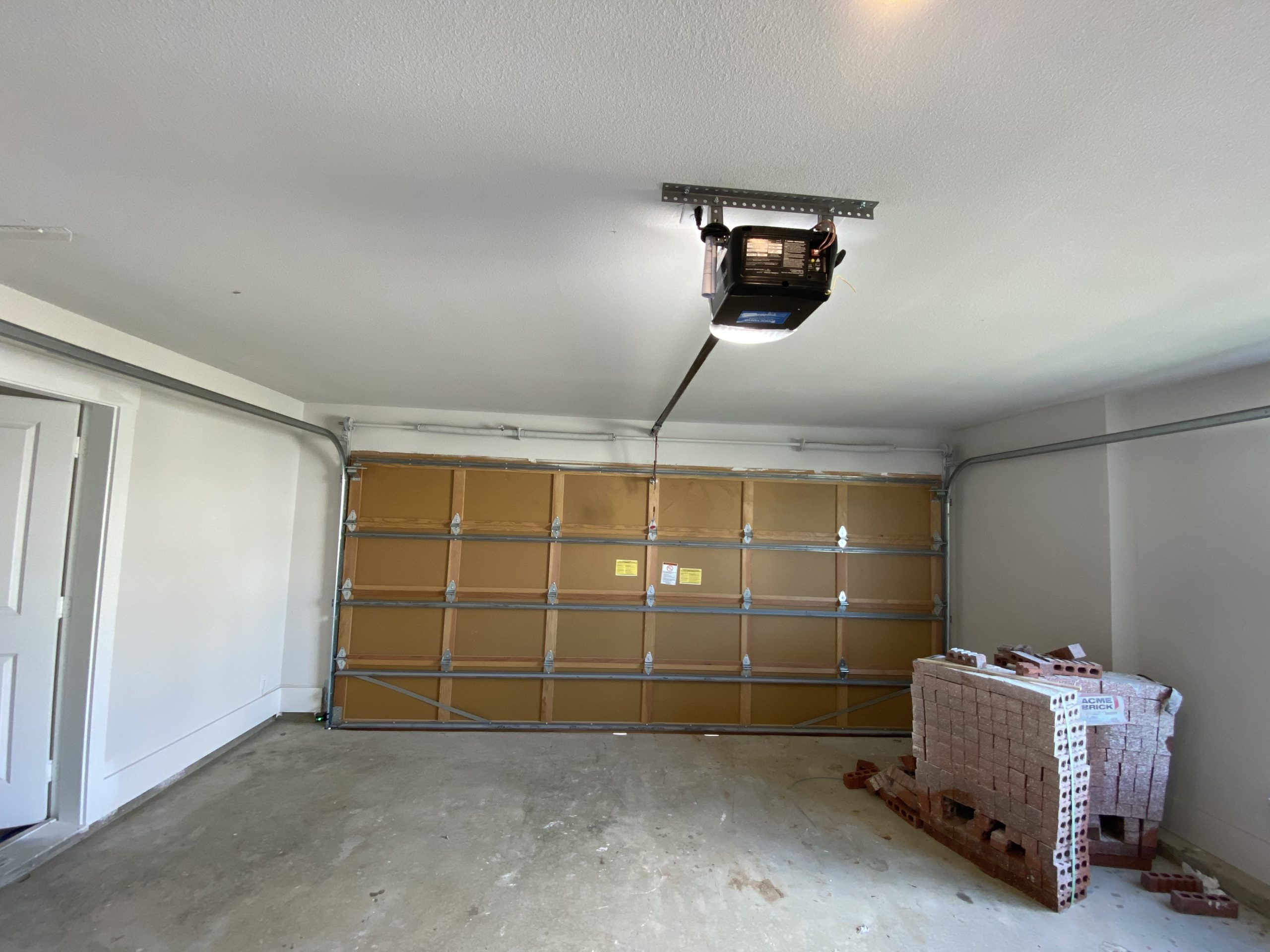 Discover the Best Fiberglass Garage Doors for Your Home: Affordable, Insulated, and High-Quality Options Explained